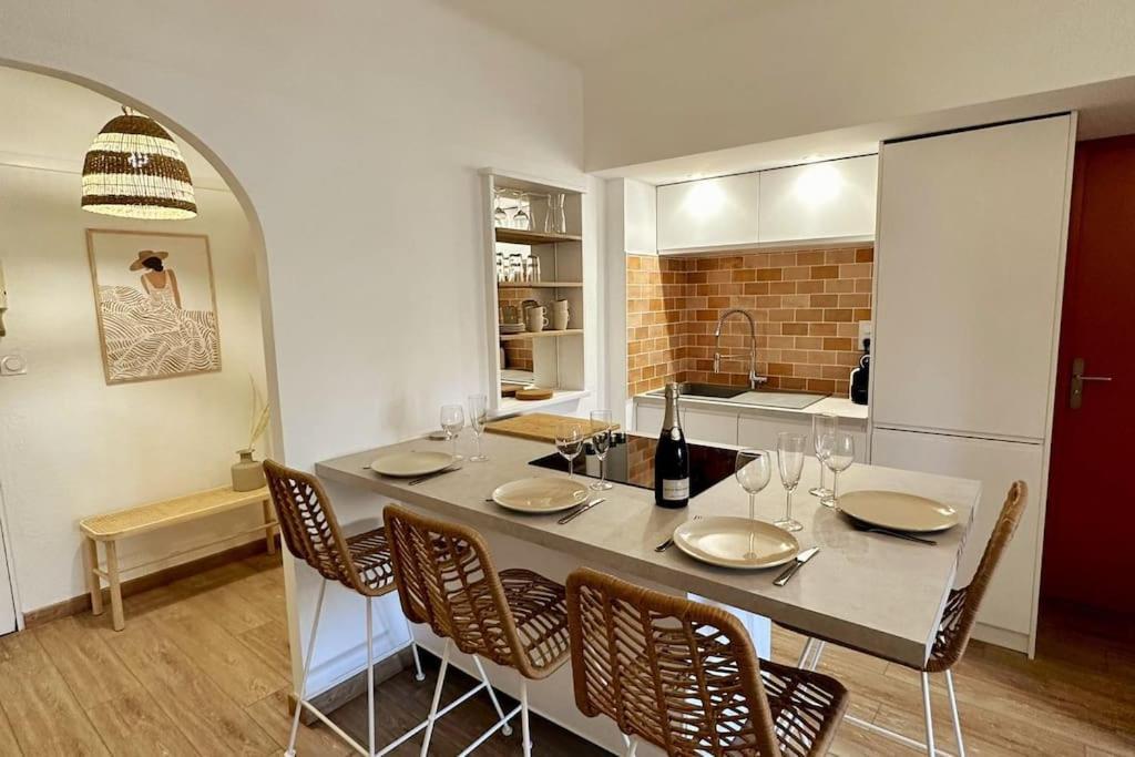 Chez Joan, Apt De Standing, 4 Prs, A 300M Des Plages Antibes Bagian luar foto